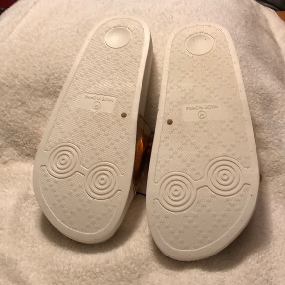 NWT CANDIES SANDALS - Picture 3 of 4